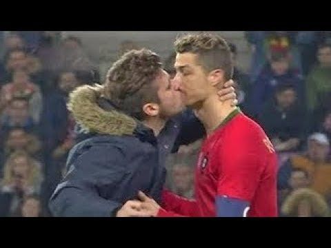 Ronaldo est attiré par les hommes!!!